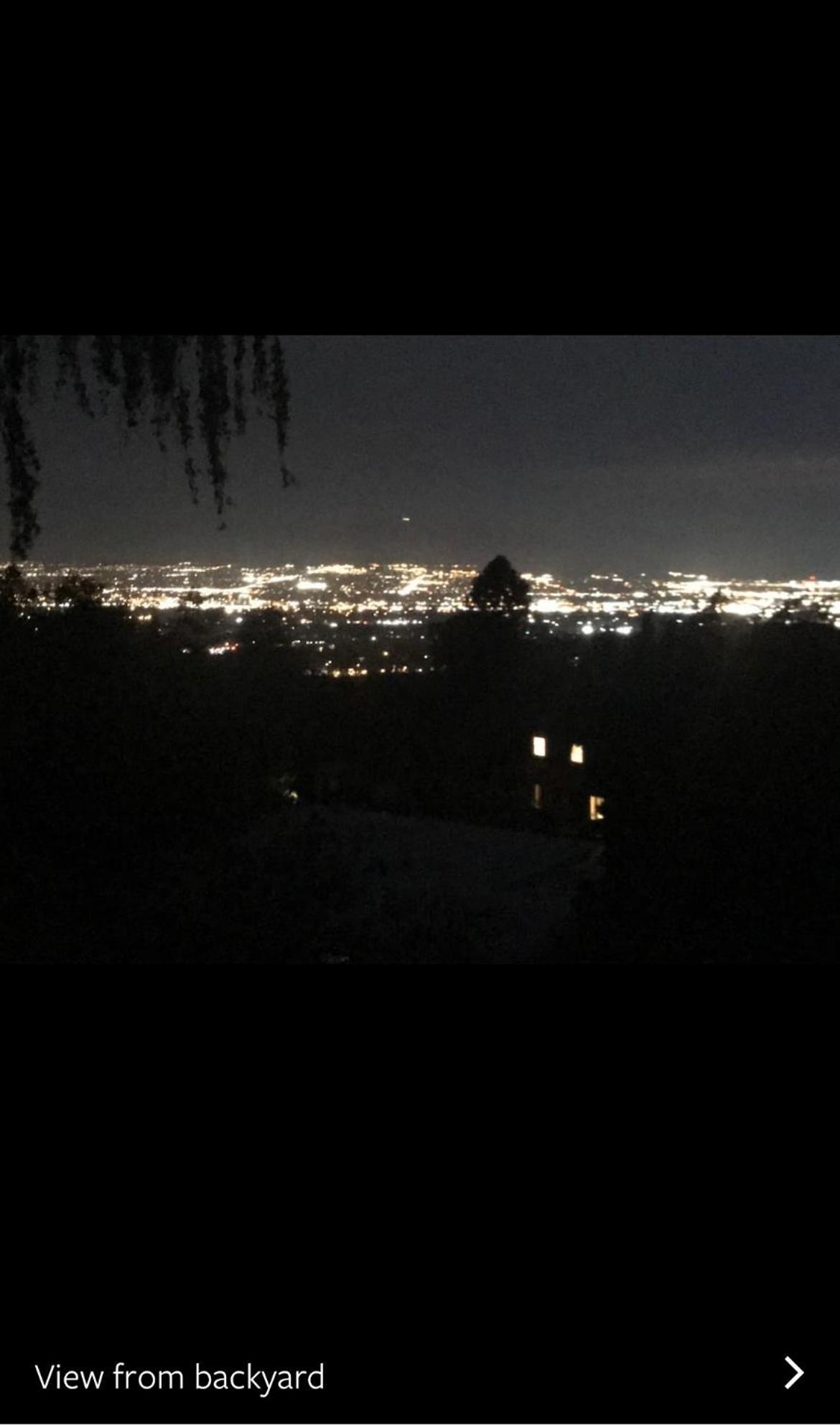 Light Views Getaway Close To